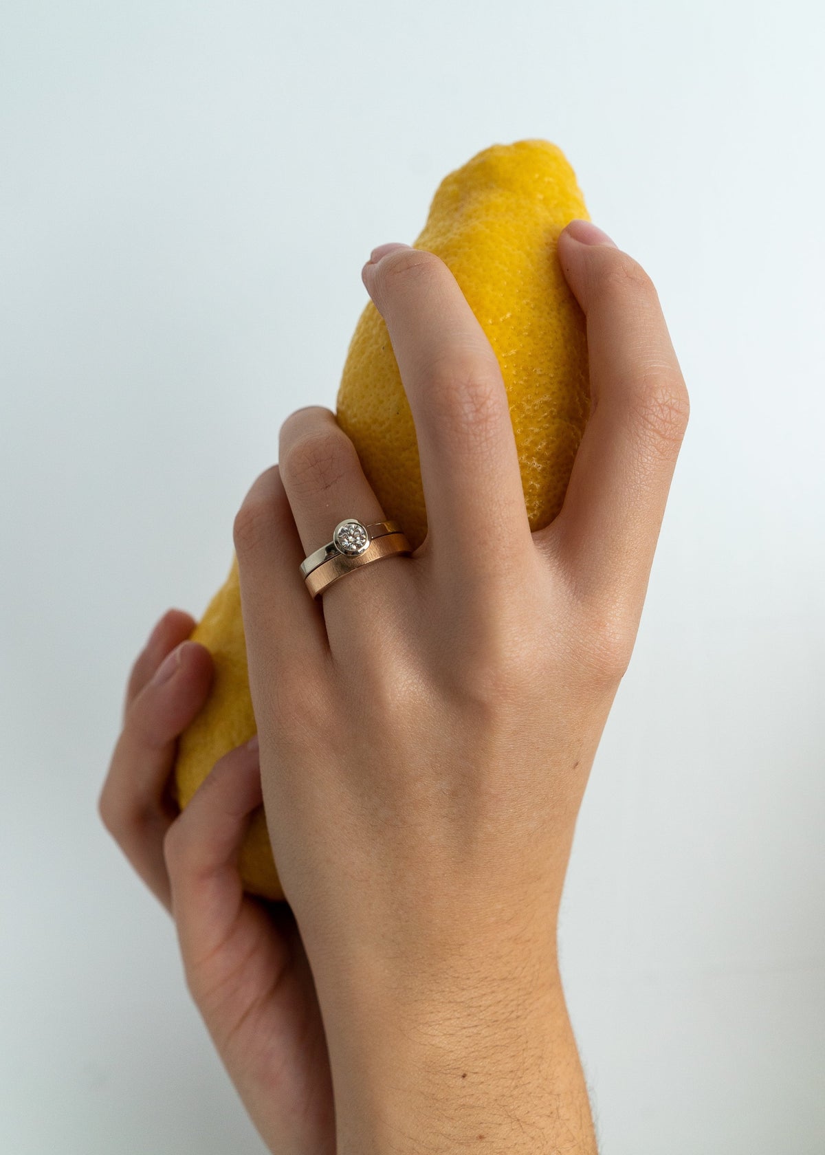 Two-tone wedding set
